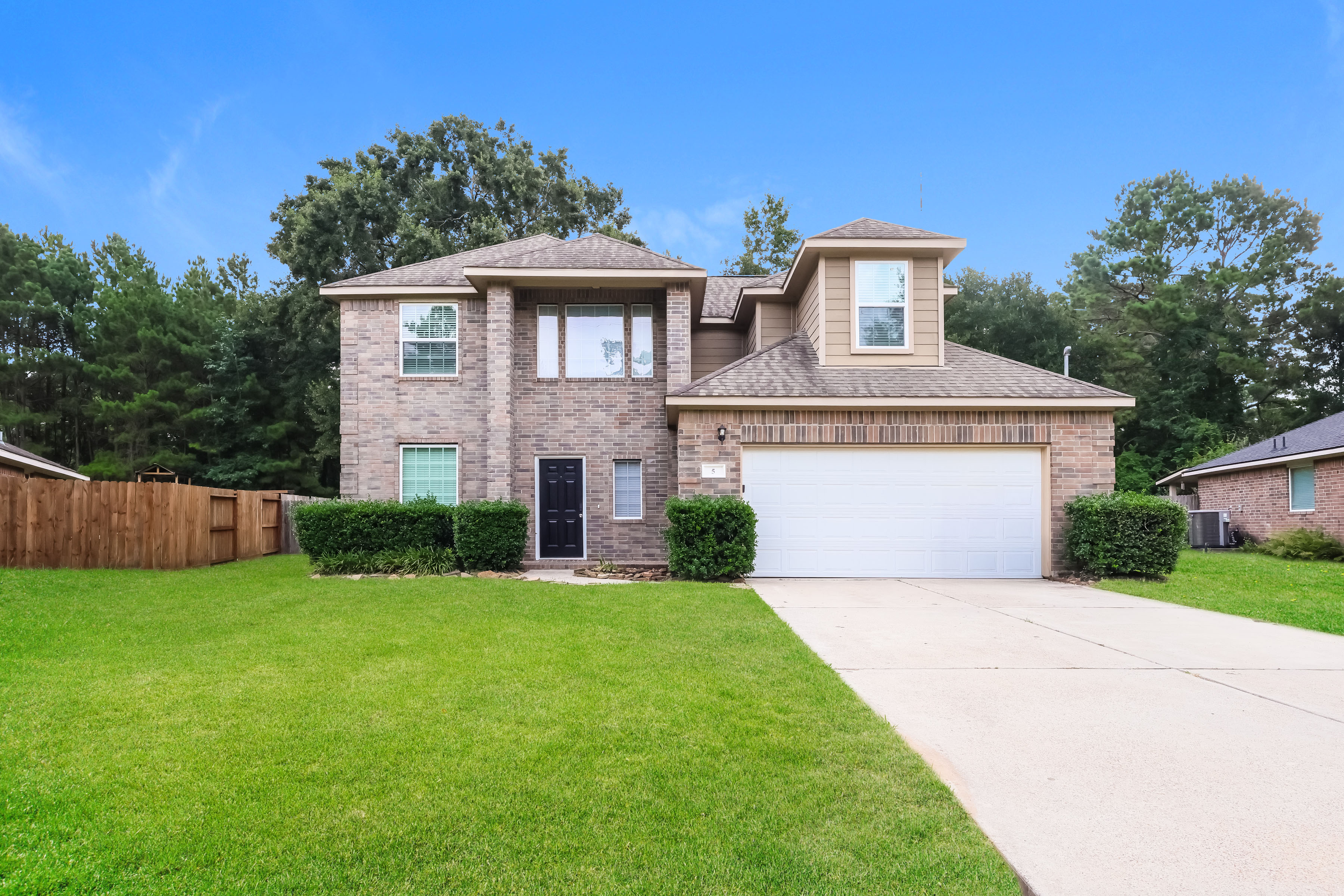 5 PINE WAY Conroe, TX 77304